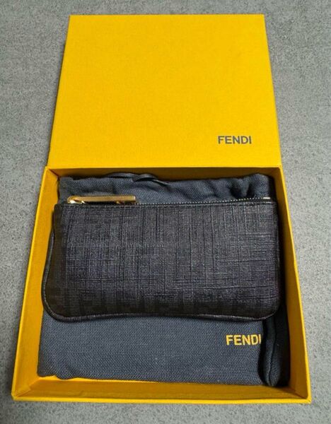 【新品未使用】FENDI フェンディ コインケース ズッカ柄 キーケース