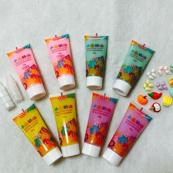 大人気 半透明ラメタイプ☆ホイップデコ☆クリームねんど☆50ml 8本 最安値に挑戦 画像の品物をお届けします。パーツオマケ付き