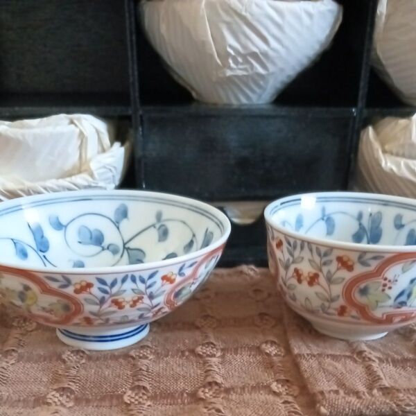 湯呑み.茶碗各 5個セット 箸置き 収納木箱
