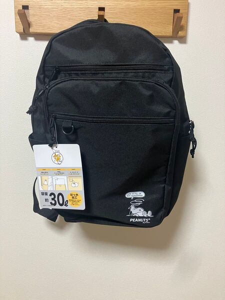 新品 未使用 スヌーピー リュック かばん バッグ PEANUTS SNOOPY デイバッグ バックパック 30L 撥水加工