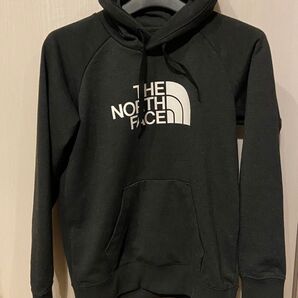 ノースフェイス パーカー