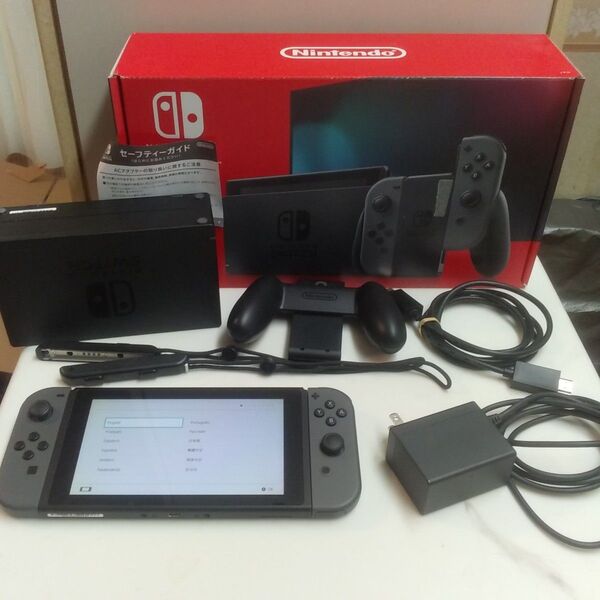 Nintendo Switch ニンテンドースイッチ グレー 任天堂 新モデル