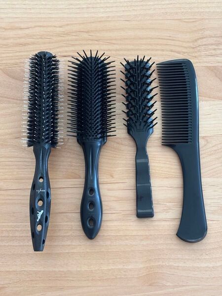 YSPARKワイエスパーク・ヘアブラシ・ブラッシングブラシ・ロールブラシ・ブロー・ヘアサロン・ブラック・プロ用・デンマンブラシ