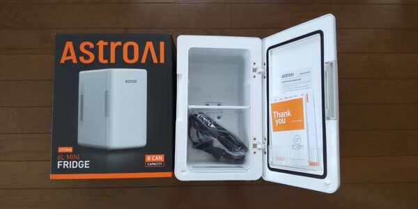 ASTROAI ミニ冷蔵庫 小型 保温 冷温庫 AC/DC給電 6L