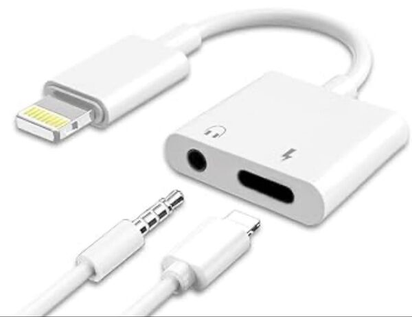 iPhone イヤホン変換アダプター Lightning 3.5mm 充電 同時 音楽 ライトニング イヤホン 二股 交換コネクタ