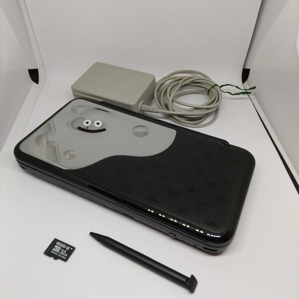 Newニンテンドー2DSLL 本体 タッチペン SDカード 充電器