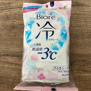 ビオレ 汗ふきシート 大判20シート20枚