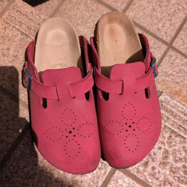 BIRKENSTOCK ビルケンシュトック ビルキー サンダル レザー 中古品 可愛い 22.5cm 35 パンチング模様