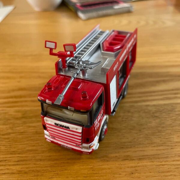SCANIA ミニカー 消防車