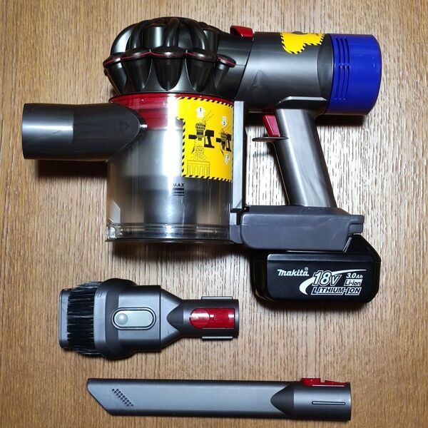 ダイソン SV11 掃除機+マキタ18vバッテリーアダプターセット 分解清掃済み 動作品 付属品2点