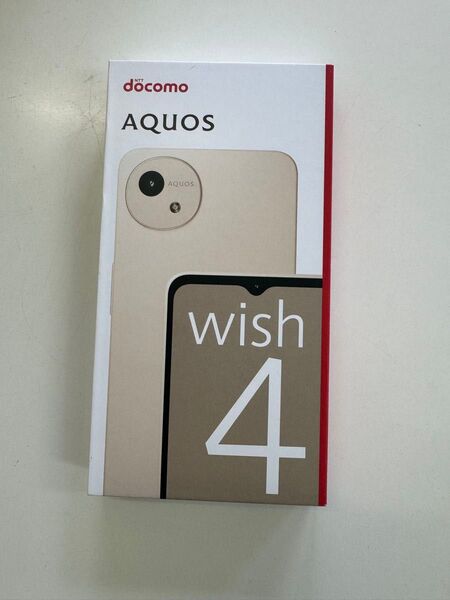 新品未使用品 SIMフリー AQUOS wish4 docomo ホワイト SH-52E