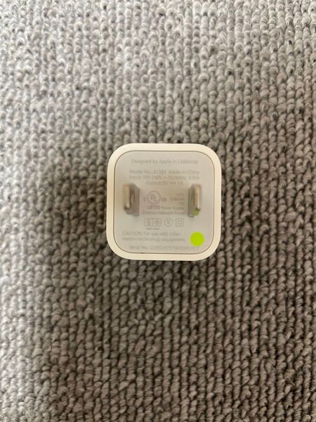 Apple iPhone 純正品 USB充電器 ACアダプタ 送料無料 即日発送