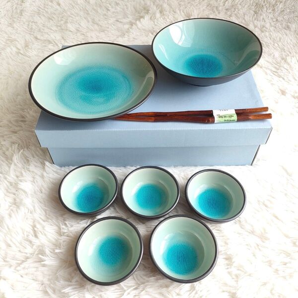 新品 和食器8点セット 大皿2 小鉢5 取り箸 箱入 貫入瑠璃 憩い揃