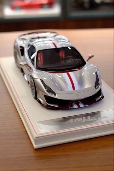 希少 入手困難 Rosso モデル 1/18 フェラーリ 488 ピスタ ミニカー 限定20台 シルバー×レッドカーボン