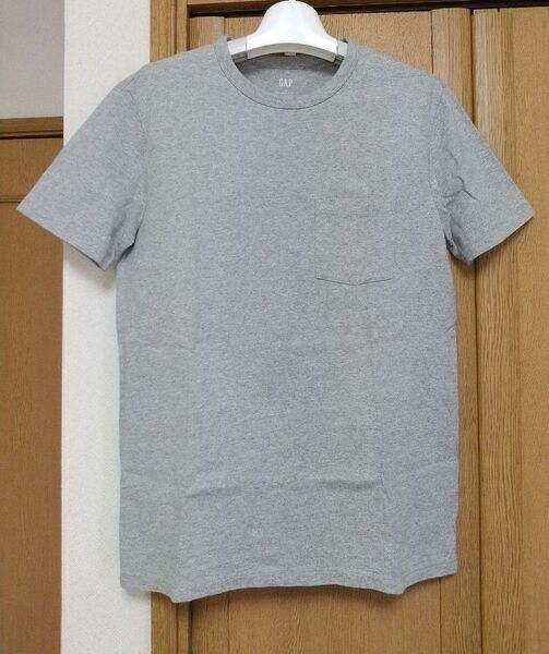 GAP ポケット付きTシャツ グレー メンズSサイズ 無地