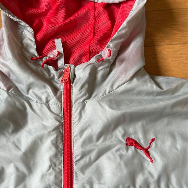 PUMA ウインドブレーカー シルバー/レッド ジョギング ウォーキング サッカー バレー スポーツ