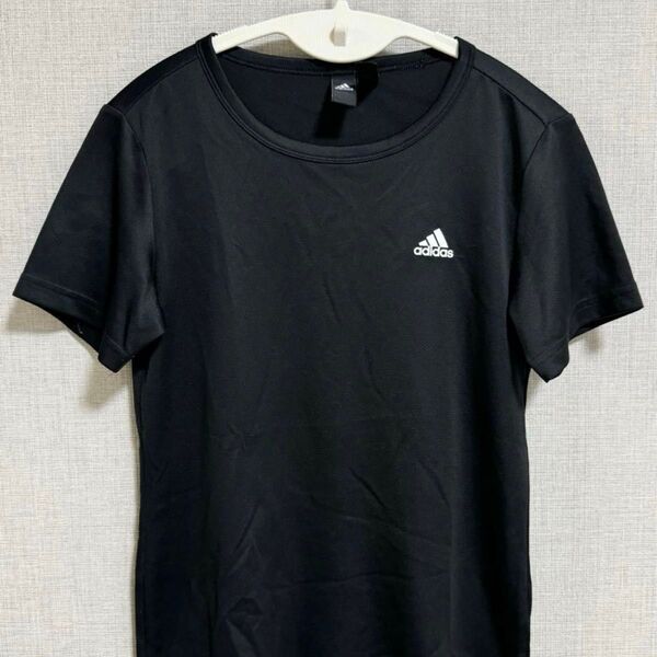 adidas Tシャツ 黒 ブラック