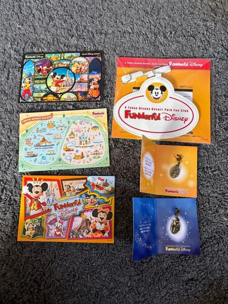 ファンダフルディズニー ラゲッジタグ チャーム ポストカードセット