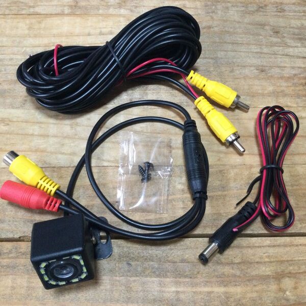 ★新品★バックカメラ/車載カメラ/ナビ用カメラ/リヤカメラ/LED12箇所/DC12V