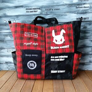 COOL BLACK RABBIT 大きめトートバッグ レッドチェック&ブラック迷彩柄