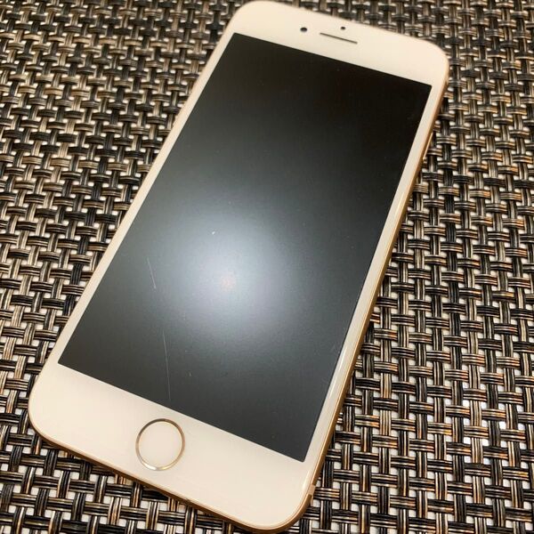 iPhone8 256G ゴールド SIMロック解除済み バッテリー 100%