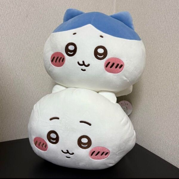 ちいかわ もっちる ねそべりBIGぬいぐるみ 2種セット ちいかわ&ハチワレ