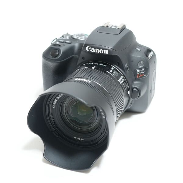 極美品 Canon EOS Kiss X9 ズームレンズキット