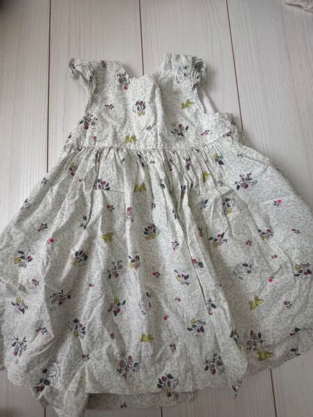 PETIT BATEAU 花柄ノースリーブワンピース 24m