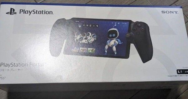 PlayStation Portal リモートプレーヤー 新品未開封 と 【オマケ】新品未開封のPS5ソフト 1本