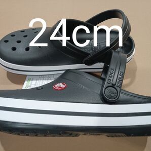 9【大人気】新品クロックス メンズ レディースブラック(黒) 24cm