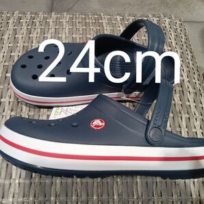 2【大人気】新品クロックス メンズ レディースネイビー系 24cm