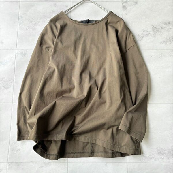 GALLARDAGALANTE バックツイストプルオーバーブラウス