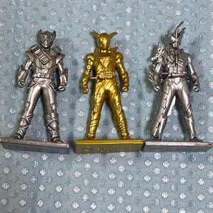 仮面ライダーガヴ ビルド ヴァレン セイバー