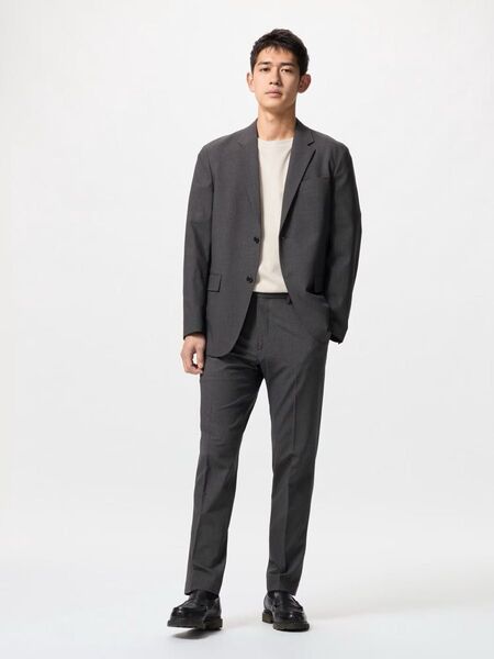 UNIQLO ユニクロ 感動パンツ(カラー: 08 DARK GRAY)ウエスト79㎝、レングス76㎝ ※セットアップ可能