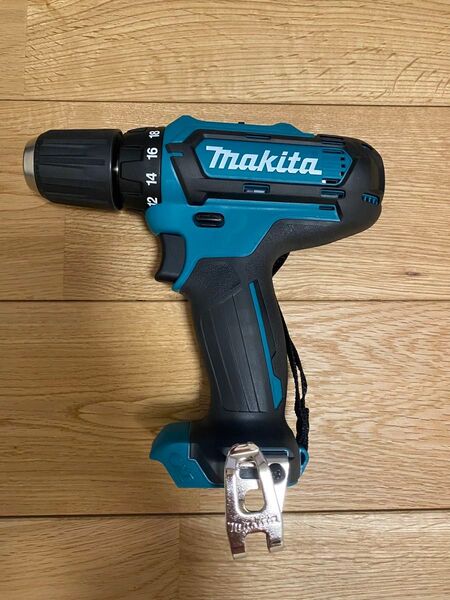 マキタ 充電式ドライバドリル 10.8V DF331DSHS