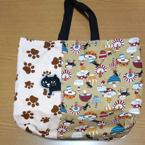 56 猫柄 コットンこばやし整列ねこアップリケ トートバッグ