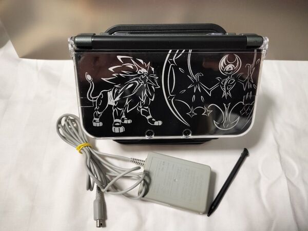 超美品 Newニンテンドー3DS LL 動作確認済 。充電器。タッチペン。初期化済。