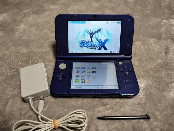 Newニンテンドー3DS LL 動作確認済 メタリックブルー。充電器。タッチペン。SD。