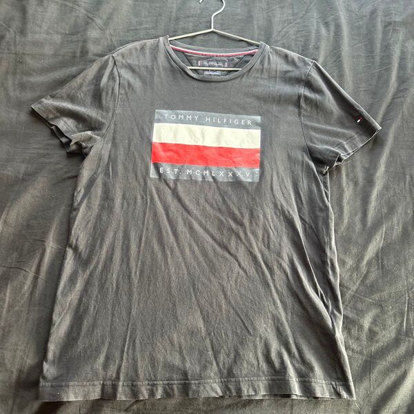 Tommy トミー Tシャツ ブラック メンズファッション