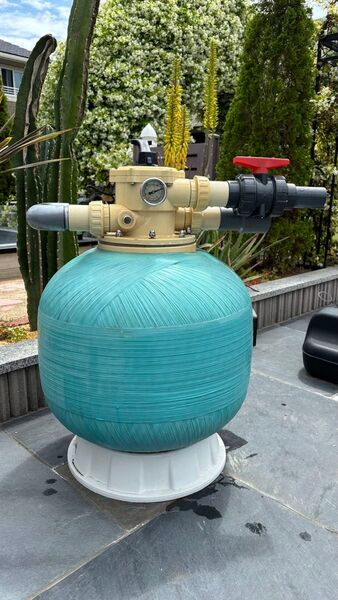 濾過器 FRP密閉圧力式濾過機 M-500 型 水槽、池、プール濾過 美品