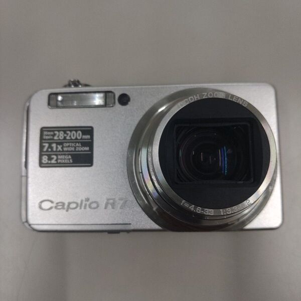 RICOH リコー コンパクトデジタルカメラ Caplio R7 シルバー デジカメ