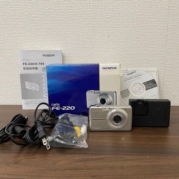 OLYMPUS CAMEDIA FE-220 オールドコンデジ オリンパス デジカメ デジタルカメラ コンパクトデジタルカメラ