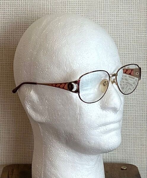 YVESSAINTLAURENTイヴサンローラン度入り眼鏡 ゴールド系×レッド系