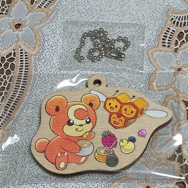 ポケモン もりのおくりもの 木製キーホルダーコレクション ポケモンセンター 限定 ヒメグマストラップ ミツハニー マスコット 美品