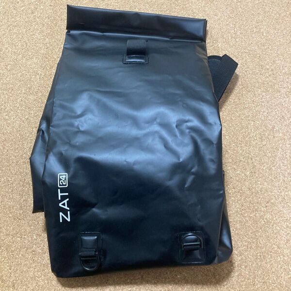 zat 無縫製ドライバッグ24Lブラック