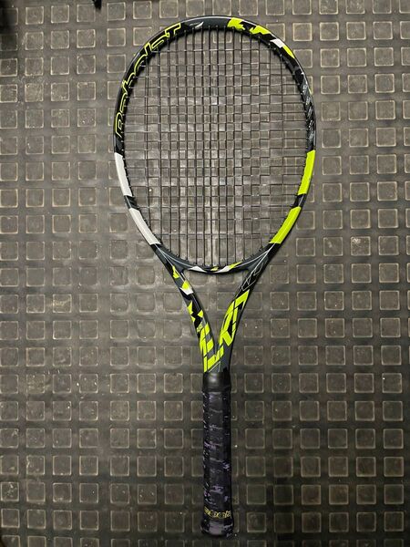 バボラ ピュアアエロ 100 300g グリップ2 国内正規品 中古ラケット