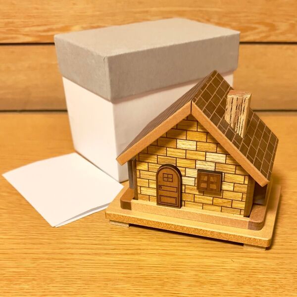 からくり箱 寄木細工 家 組木 箱根 からくり細工 伝統工芸品 お土産 木製 パズル Karakuri Puzzle Box