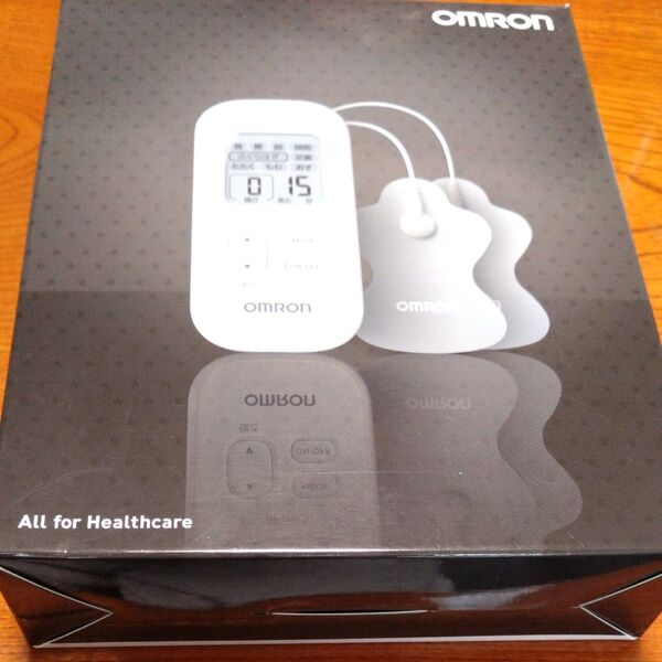 OMRON 低周波治療器 HV-F021 未使用