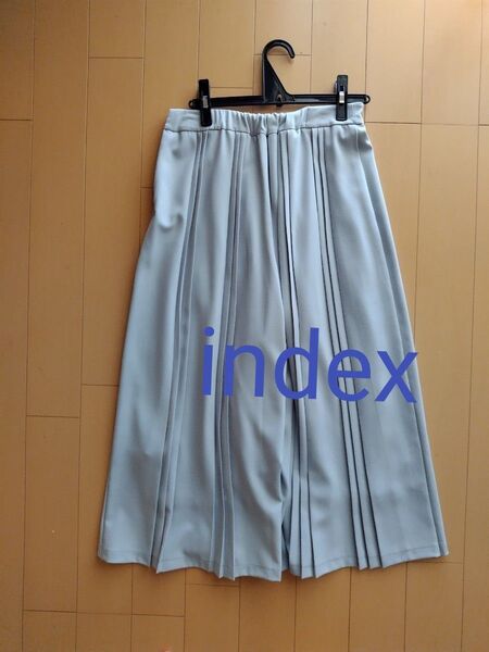 index インデックス プリーツスカート風パンツ裏地付 ライトグレー色 M 未使用 タグ付