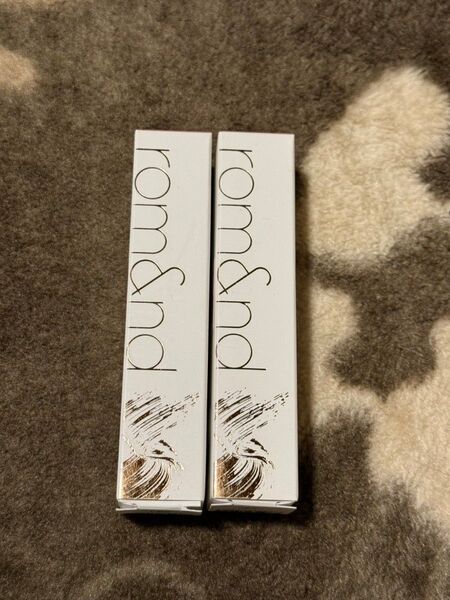 ロムアンド rom&nd 眉マスカラ ダスキーローズ